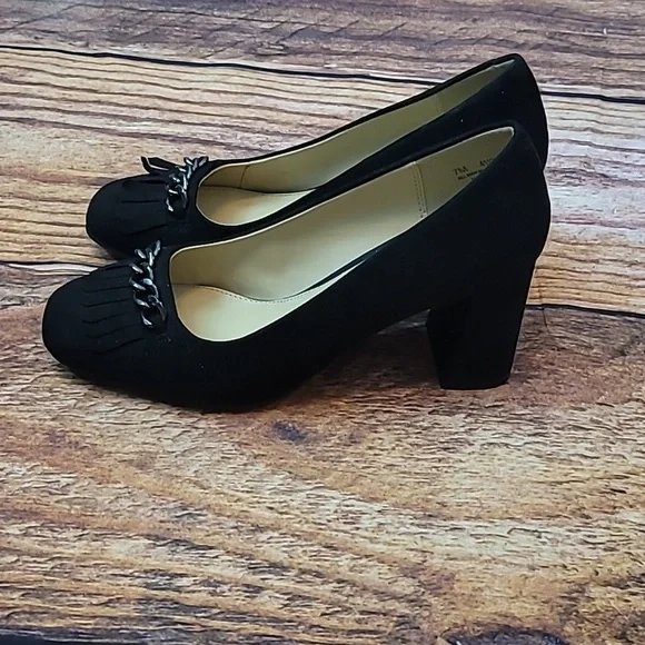 Cato Block Fringe Heel - Picture 5 of 8